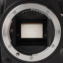 画像をギャラリービューアに読み込む, ニコン Nikon D7000 デジタル一眼レフ /  DX AF-S NIKKOR 18-200mm F3.5-5.6G ED
