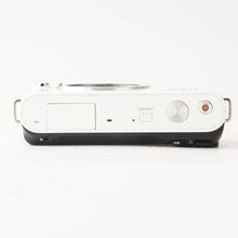 画像をギャラリービューアに読み込む, ニコン Nikon 1 J1 ホワイト 1 NIKKOR 10-30mm F3.5-5.6 VR / 1 NIKKOR 30-110mm F3.8-5.6 VR
