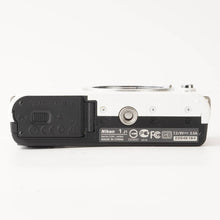 画像をギャラリービューアに読み込む, ニコン Nikon 1 J1 ホワイト 1 NIKKOR 10-30mm F3.5-5.6 VR / 1 NIKKOR 30-110mm F3.8-5.6 VR
