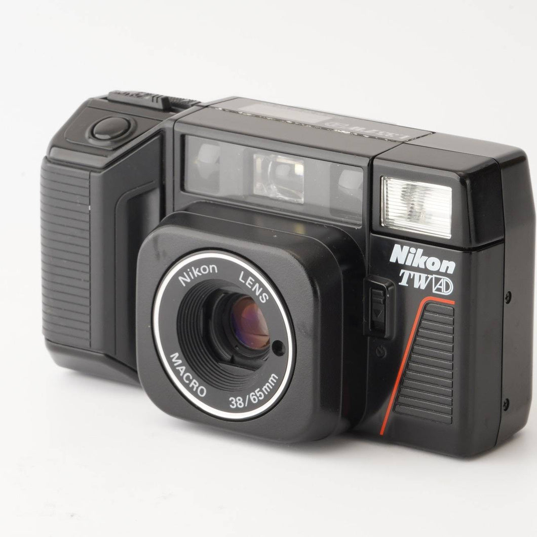 Nikon L35 TWAD / Macro 38mm 65mm