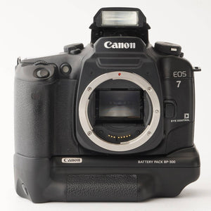 Canon EOS 7 Body / Battery Pack BP-300 / EF 75-300mm f/4-5.6 II