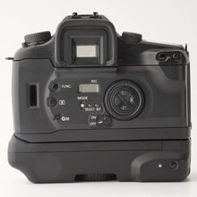 Load image into Gallery viewer, Canon EOS 7 Body / Battery Pack BP-300 / EF 75-300mm f/4-5.6 II
