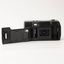 Load image into Gallery viewer, Nikon TW ZOOM QUARTZ DATE / ZOOM 35-80mm MACRO
