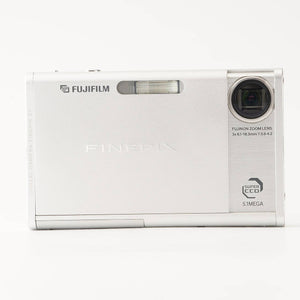 富士フイルム フジ Fujifilm FinePix Z1 / Fujnon Zoom Lens 3x 6.1-18.3mm F3.5-4.2
