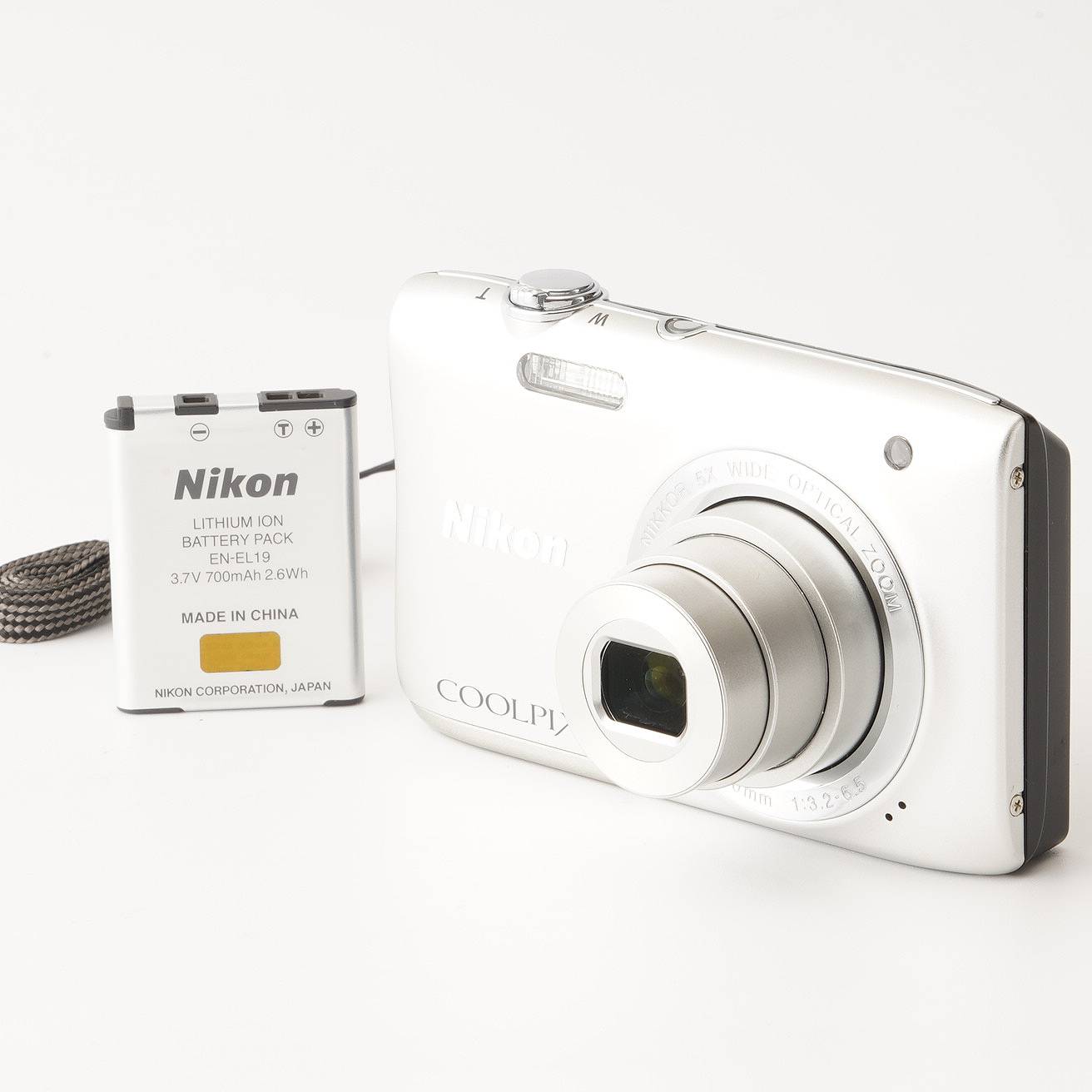 Nikon COOLPIX シルバー コンパクトデジタルカメラ Nikon