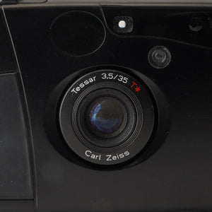 Kyocera SLIM T  Carl Zeiss Tesser T* 35mm f/3.5