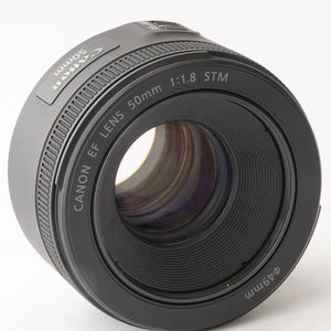 Canon EF 50mm f/1.8 STM