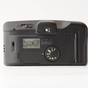 Canon Autoboy S / Canon Zoom Lens 38-115mm f/3.6-8.5