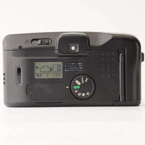 Canon Autoboy S / Canon Zoom Lens 38-115mm f/3.6-8.5