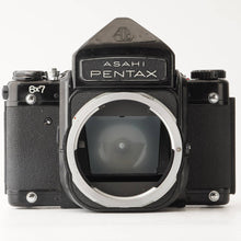 Load image into Gallery viewer, Pentax 6x7 Eye Level Mirror up / Super-Multi-Coated TAKUMAR 6X7 105mm f/2.4
