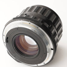 Load image into Gallery viewer, Pentax 6x7 Eye Level Mirror up / Super-Multi-Coated TAKUMAR 6X7 105mm f/2.4
