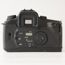 Load image into Gallery viewer, Canon EOS 7 / Tokina AF 19-35mm F3.5-4.5
