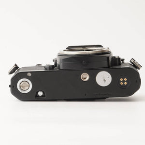 Nikon FE2 Black Body / Series E 36-72mm f/3.5