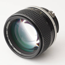 画像をギャラリービューアに読み込む, ニコン Nikon Ai-s NIKKOR 85mm F1.4
