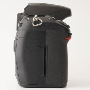 ニコン Nikon D300 / AF-S DX Nikkor 18-200mm F3.5-5.6 G ED VR