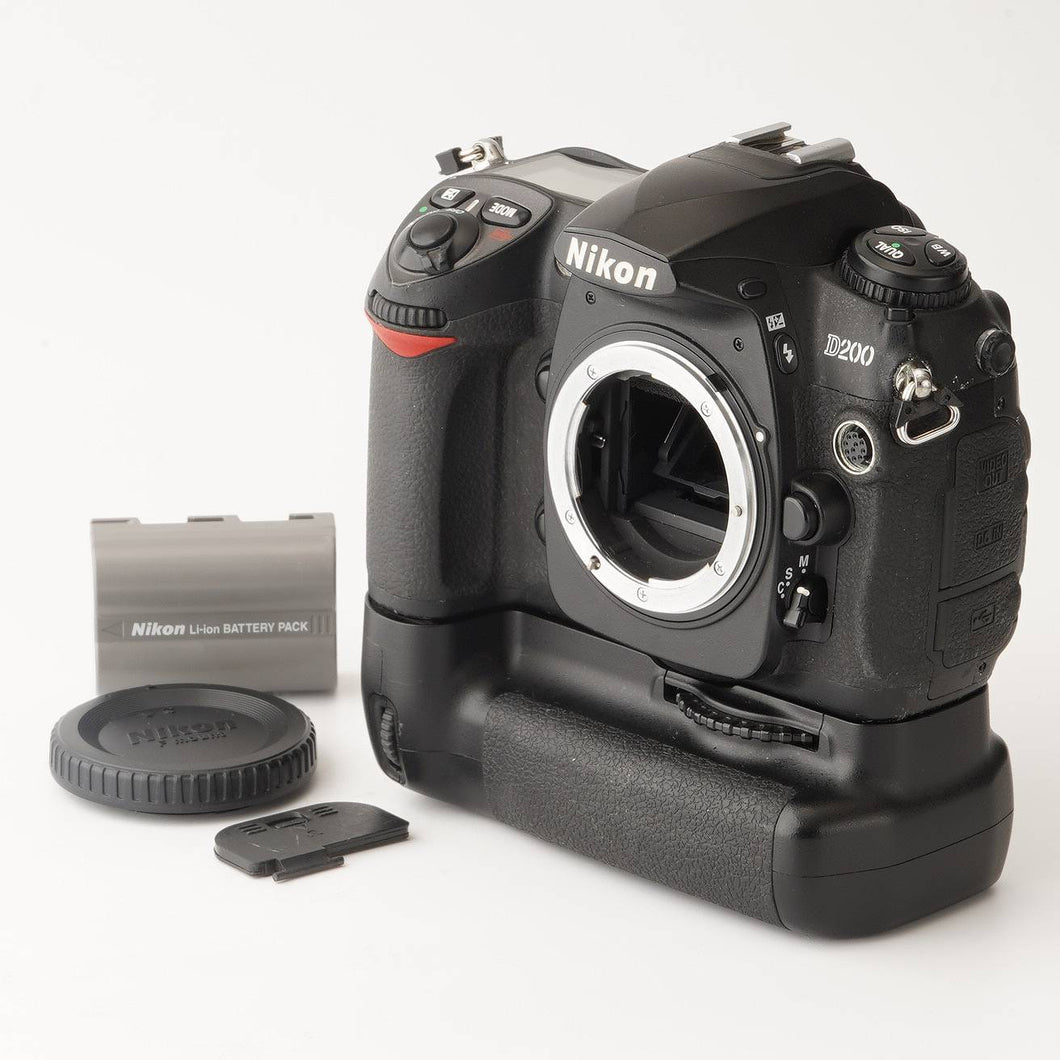 ニコン Nikon D200 ボディ / バッテリーパック MB-D200