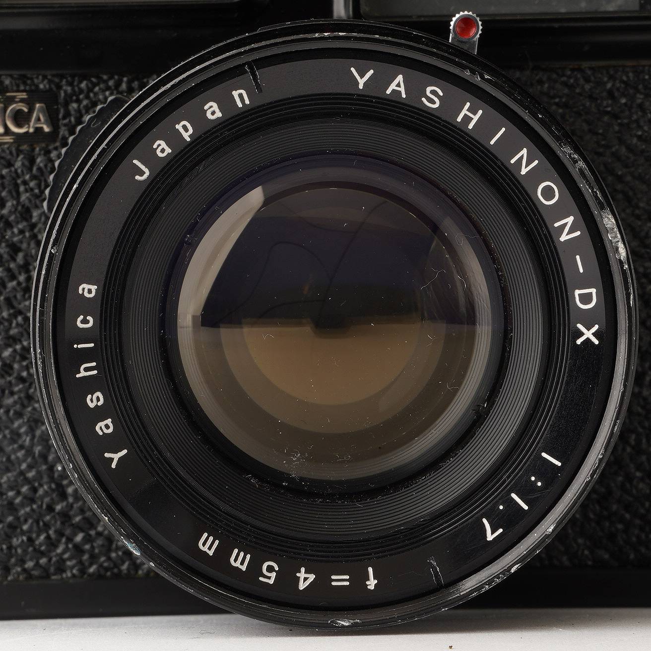 G YASHICA ELECTRO 35 GSN 45mm F1.7 カメラ YASHICA G Electro 35 with 45mm f1.7 with YASHIKOR AUX. Wide