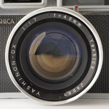 画像をギャラリービューアに読み込む, ヤシカ Yashica Electro 35 / YASHINON DX 45mm F1.7
