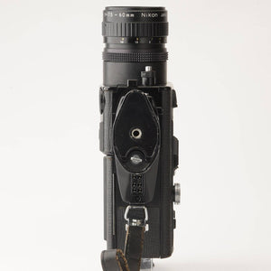Nikon R8 SUPER ZOOM