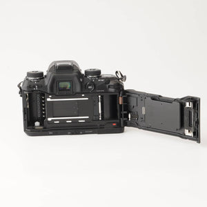 Minolta α-7 alpha-7 35mm SLR Film Camera Body Black