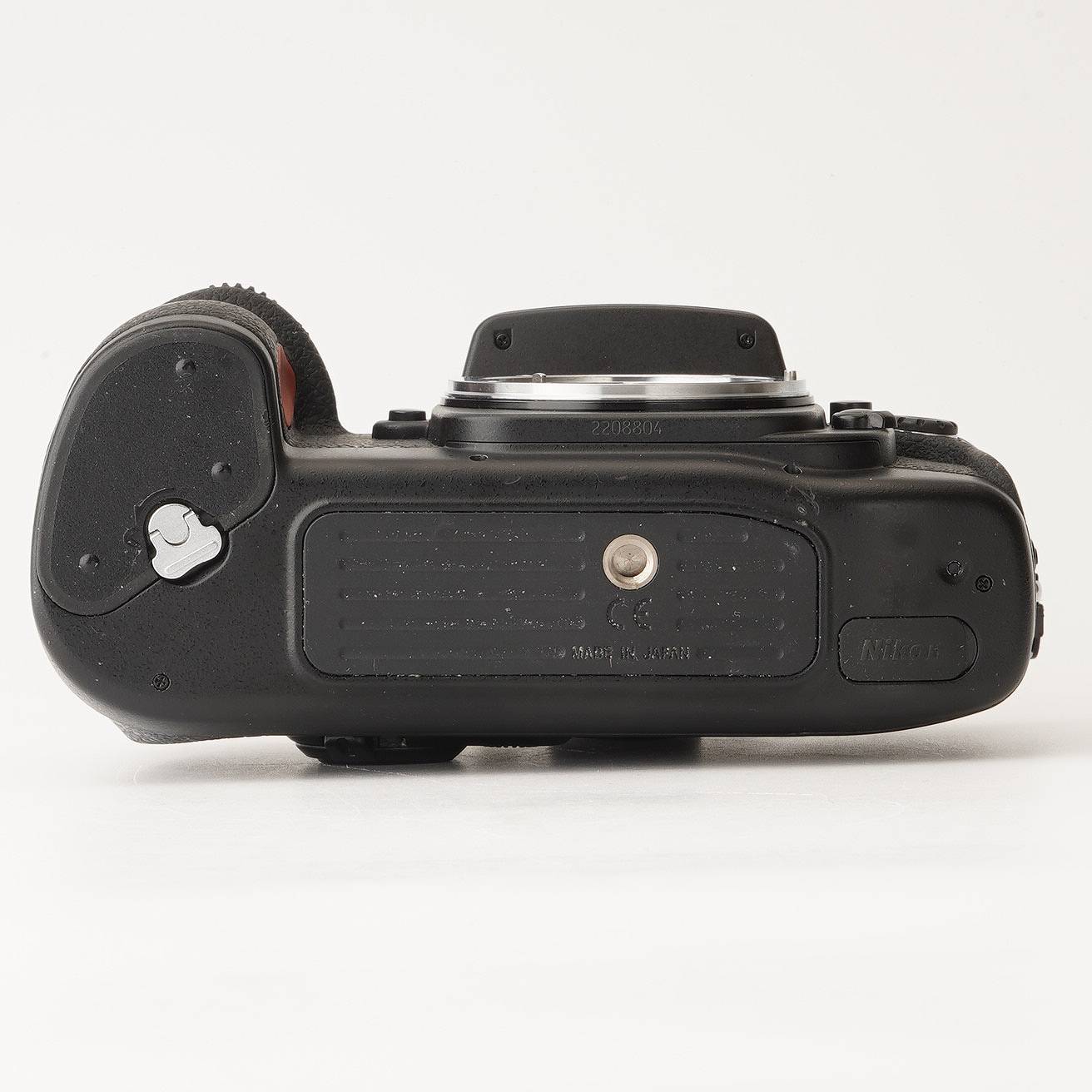 ニコン Nikon F100 / AF NIKKOR 28-105mm F3.5-4.5D – Natural