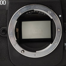 画像をギャラリービューアに読み込む, ニコン Nikon F100 35mm 一眼レフ フィルムカメラ
