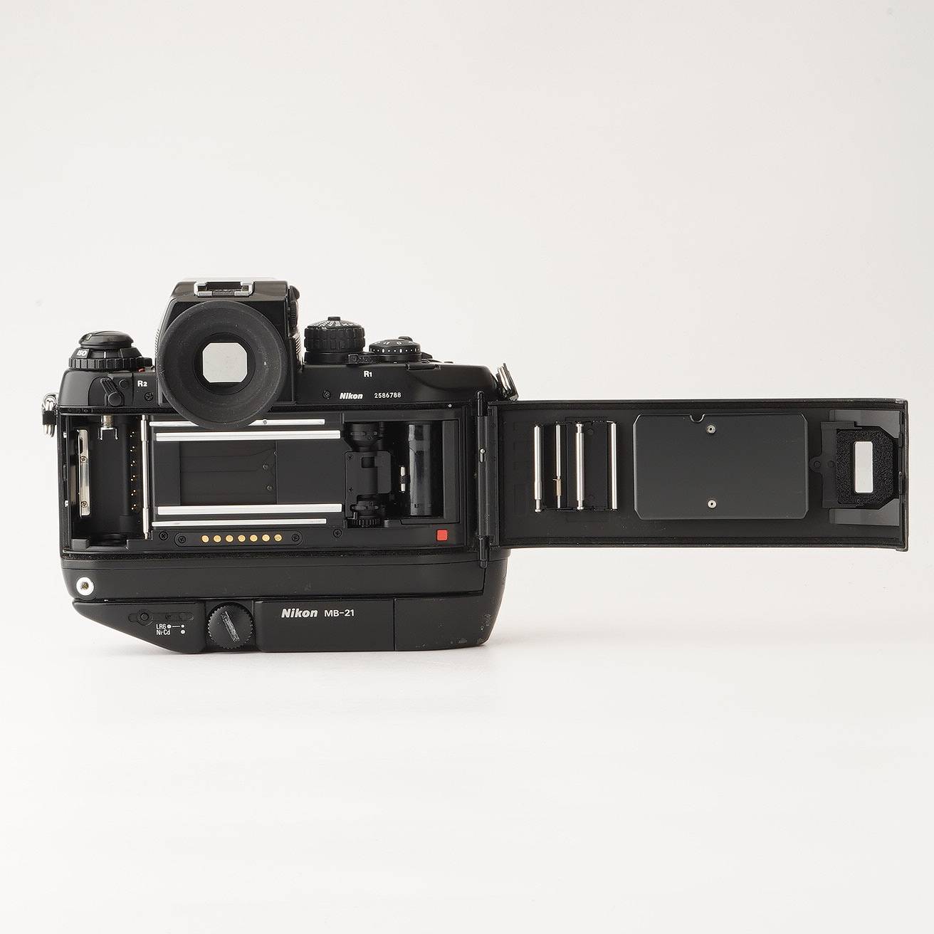 Nikon F4S 一眼レフカメラ（フィルム）ボディのみ MB-21 動作品 ニコン Nikon F4S ボディ / バッテリーパック MB-21 – Natural