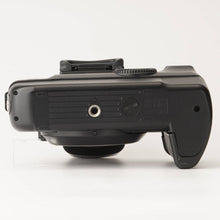 Load image into Gallery viewer, Canon EOS 5 / EF 55-200mm f/4.5-5.6 II USM
