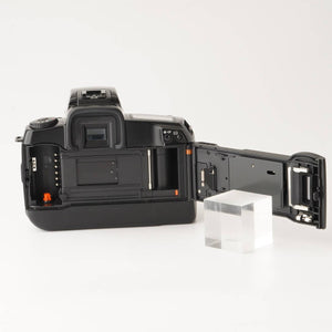 Canon EOS 5 / EF 55-200mm f/4.5-5.6 II USM