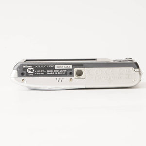 ニコン Nikon COOLPIX S3500 シルバー 7x 広角ズーム