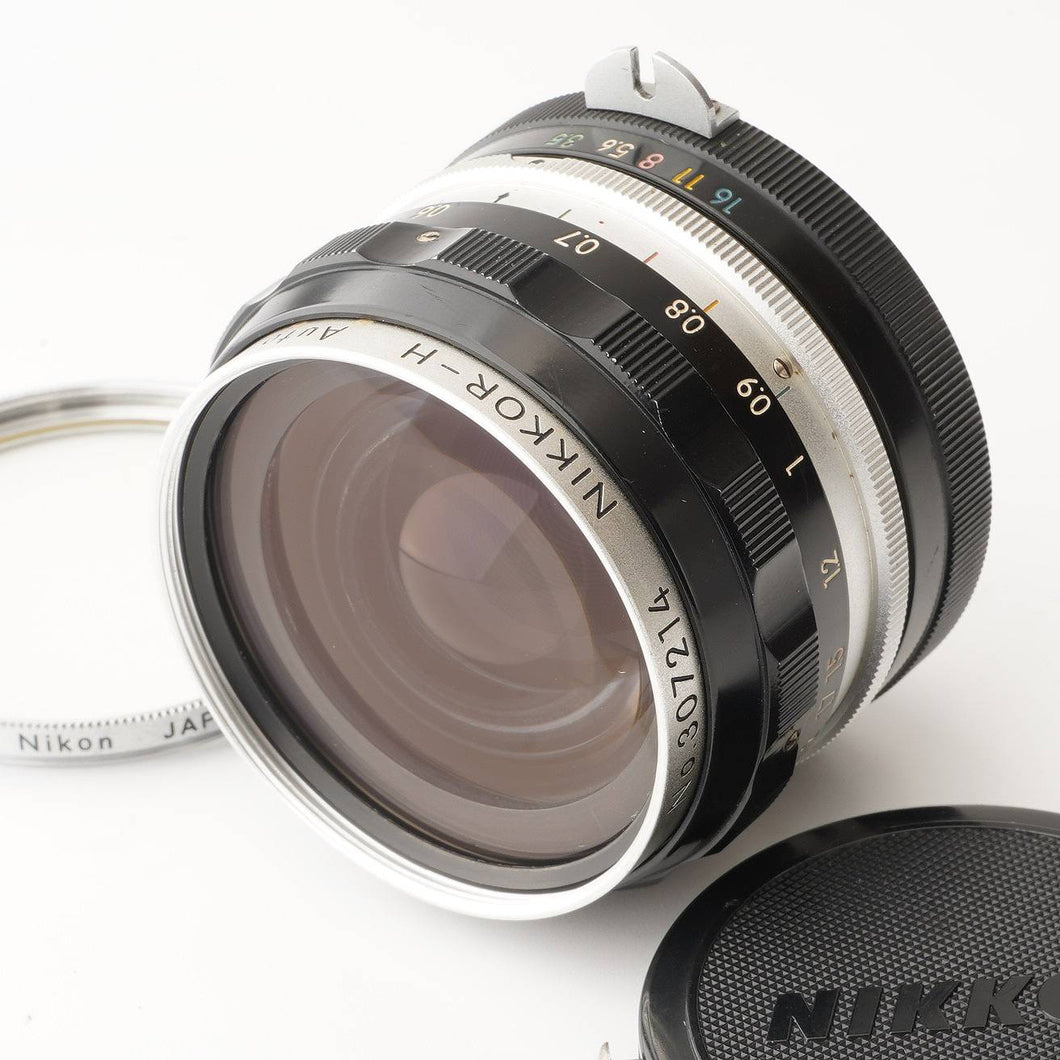 Nikon Nippon Kogaku Non-Ai NIKKOR-H Auto 28mm f/3.5