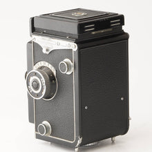 画像をギャラリービューアに読み込む, ヤシカ Yashica Yashica-Mat / Lumaxar 80mm f/3.5 二眼レフ
