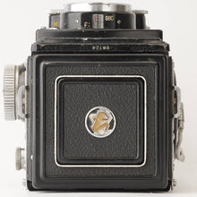 画像をギャラリービューアに読み込む, ヤシカ Yashica Yashica-Mat / Lumaxar 80mm f/3.5 二眼レフ
