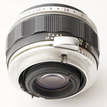 Load image into Gallery viewer, Pentax Asahi Auto Takumar 55mm f/2 M42 Mount
