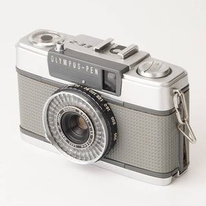Olympus PEN EE2 / D.Zuiko 28mm f/3.5
