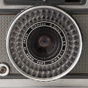 Olympus PEN EE2 / D.Zuiko 28mm f/3.5