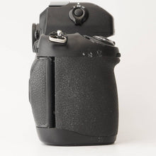 画像をギャラリービューアに読み込む, ニコン Nikon F100 ボディ 一眼レフカメラ
