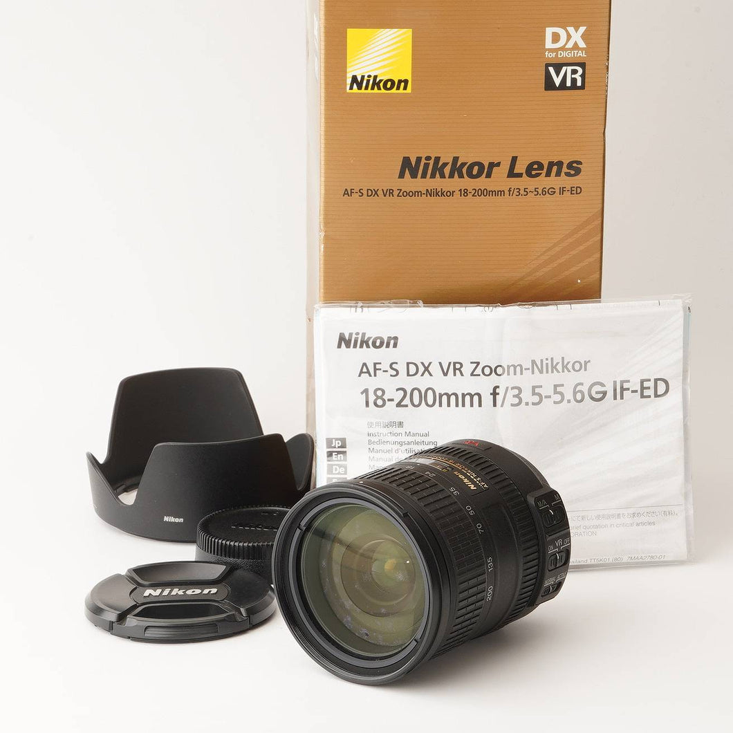 Nikon AF-S DX VR Zoom Nikkor 18-200mm f/3.5-5.6 G IF ED