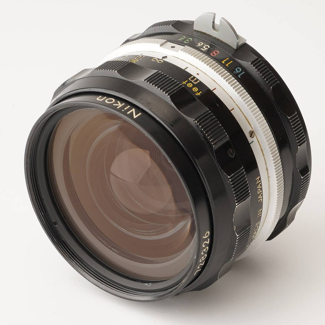 Nikon Nippon Kogaku Non-Ai NIKKOR-H Auto 28mm f/3.5