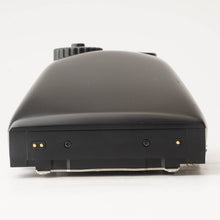 Load image into Gallery viewer, Mamiya 645 Pro AE Prism Finder
