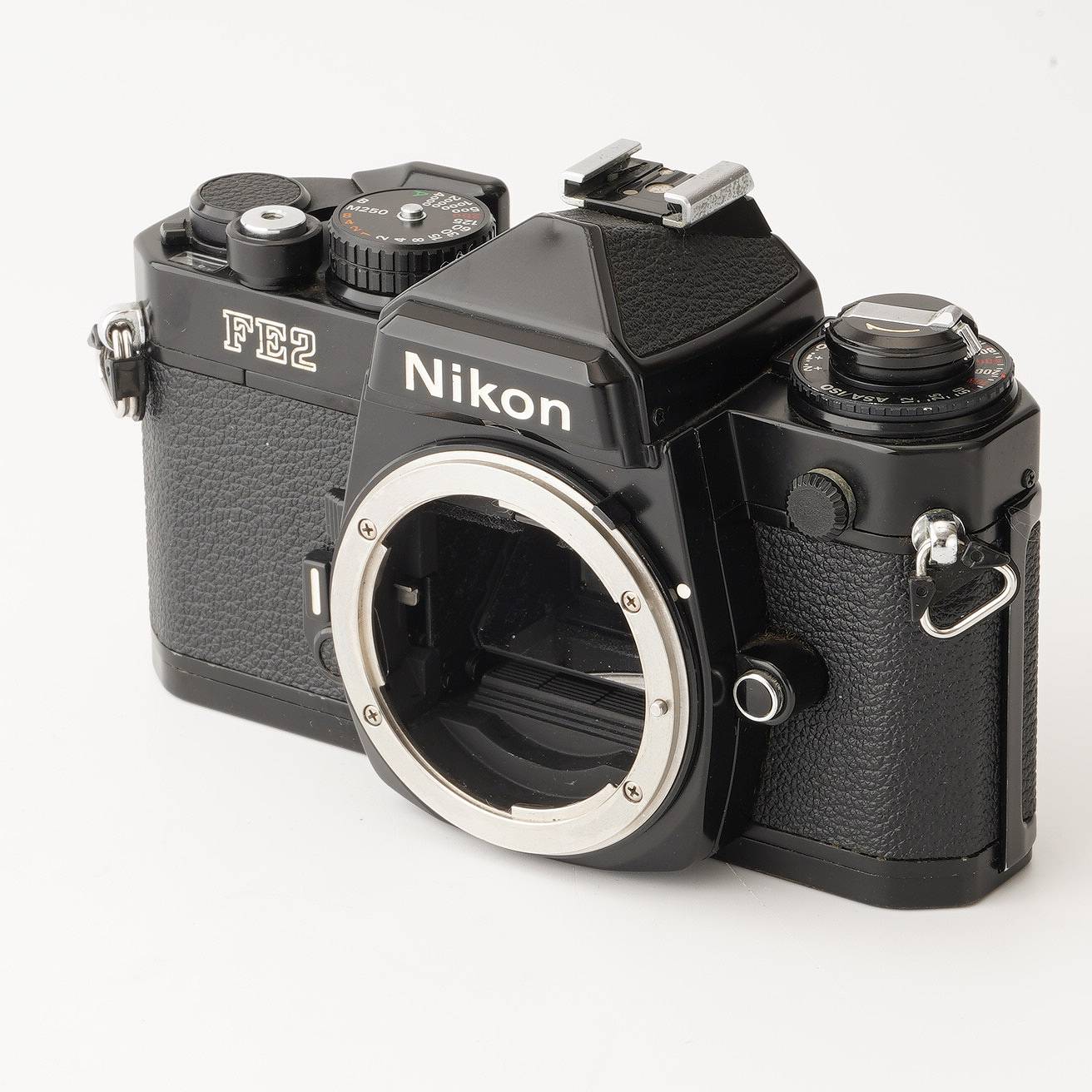 Nikon FE2 ブラック ボディのみ 現状品 外観美品 ニコン Nikon FE2 ボディ 一眼レフフィルムカメラ – Natural