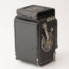 Load image into Gallery viewer, Minolta AUTOCORD Early Model / Chiyoko Rokkor 75mm f/3.5
