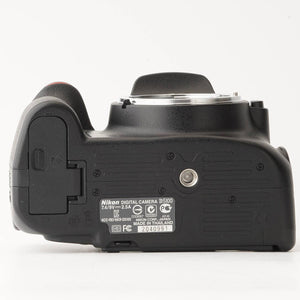 Nikon D5100 / EF-S DX NIKKOR 18-105mm F3.5-5.6 G ED VR