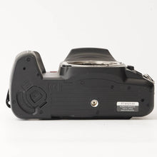 画像をギャラリービューアに読み込む, ミノルタ Minolta α-7 alpha-7 ボディ 35mm 一眼レフフィルムカメラ ブラック
