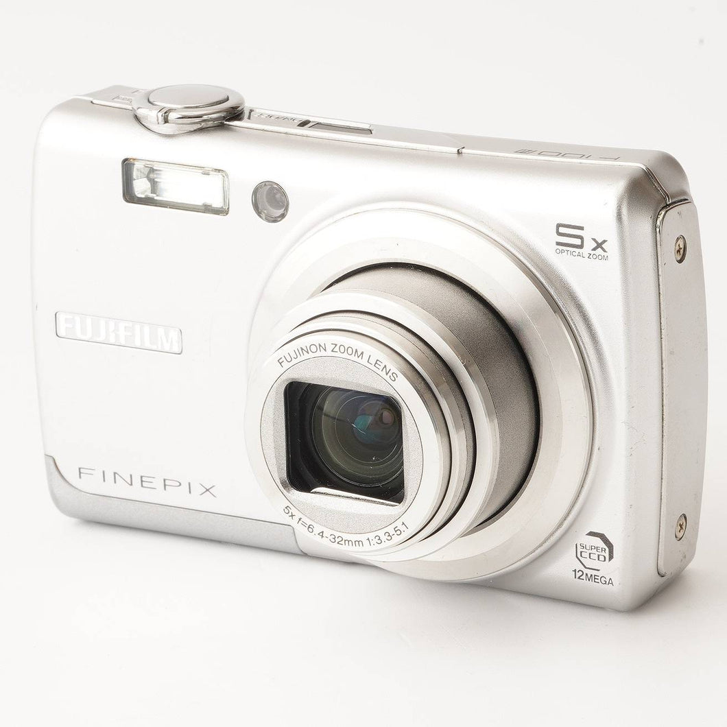 富士フイルム Fujifilm FinePix F100 fd ダークシルバー 5x 光学ズーム