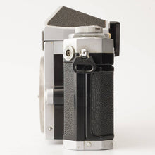 画像をギャラリービューアに読み込む, ニコン Nikon F アイレベル Eye Level 35mm 一眼レフフィルムカメラ シルバー ボディ
