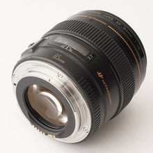 画像をギャラリービューアに読み込む, キヤノン Canon EF 85mm F1.8 USM
