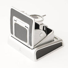 画像をギャラリービューアに読み込む, PENTACON Six TL / Carl Zeiss JENA BIOMETAR 80mm F2.8 / ウエストレベルファインダー
