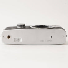 Load image into Gallery viewer, Olympus PEN F / F.Zuiko Auto-S 38mm f/1.8
