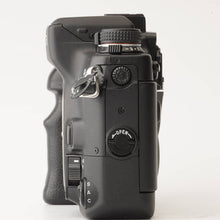 Load image into Gallery viewer, Minolta α-9 alpha-9 SLR Camera Body
